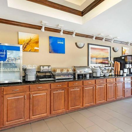 Comfort Inn & Suites Carneys Point Bagian luar foto