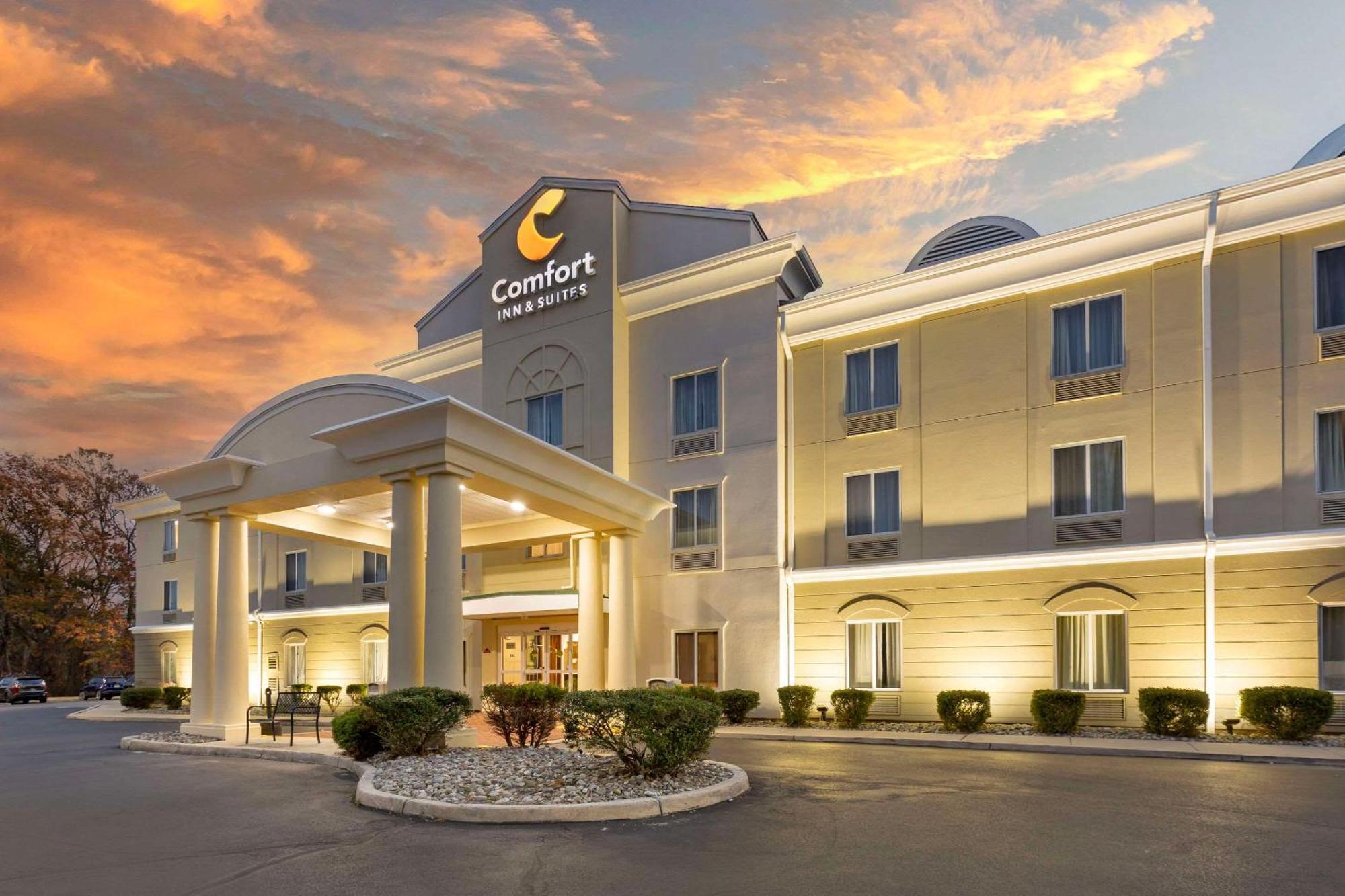 Comfort Inn & Suites Carneys Point Bagian luar foto