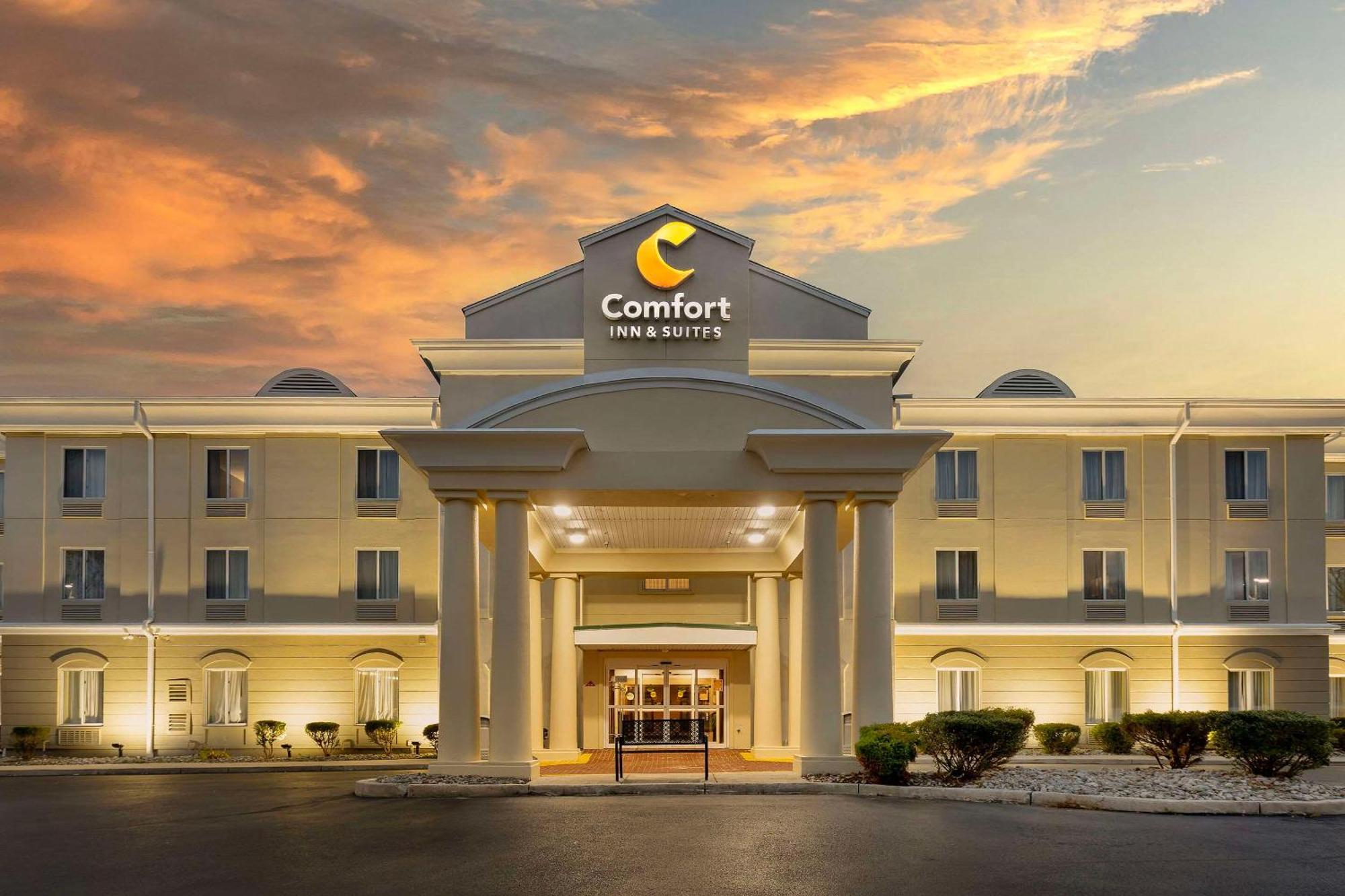 Comfort Inn & Suites Carneys Point Bagian luar foto