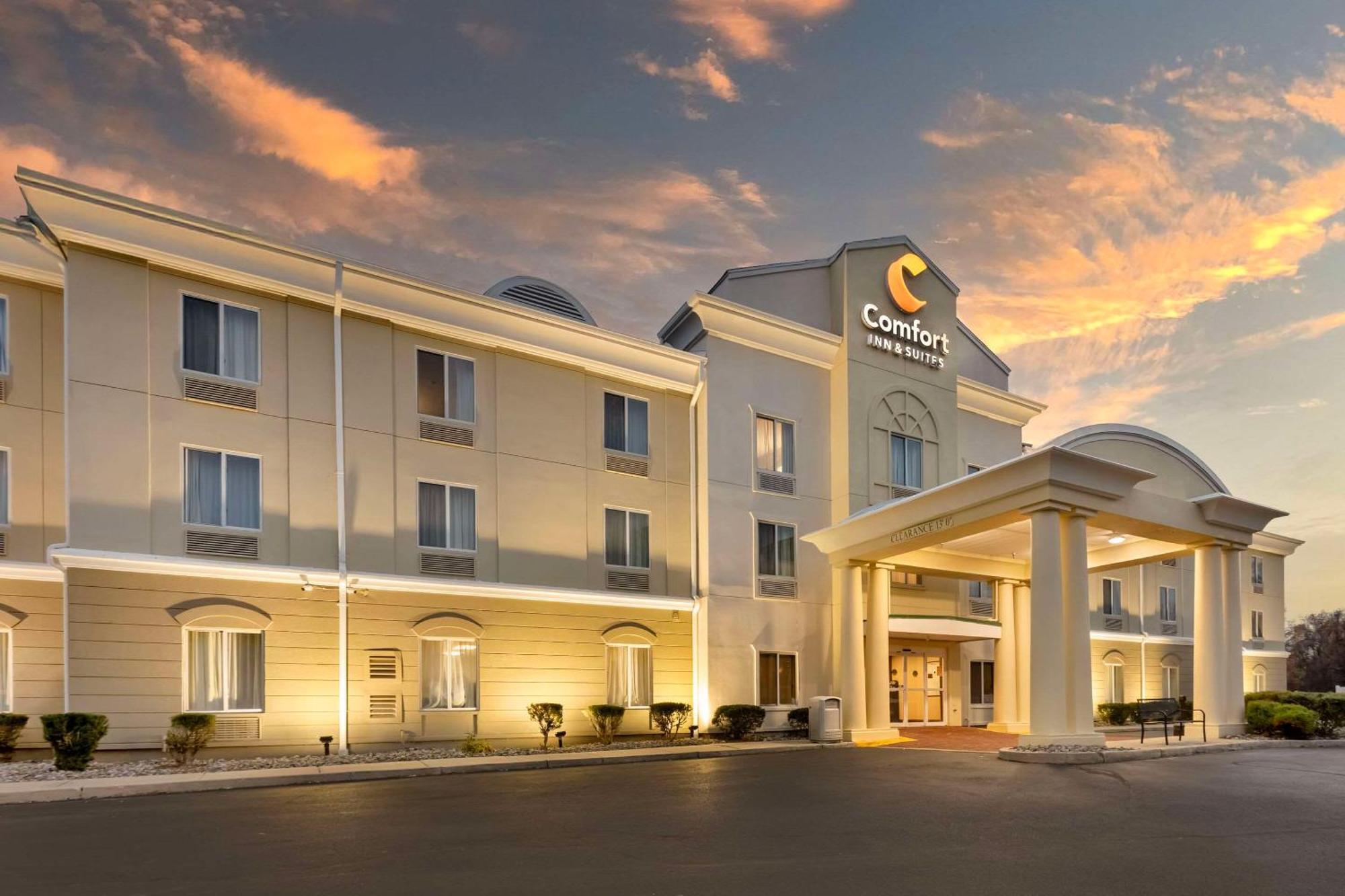 Comfort Inn & Suites Carneys Point Bagian luar foto