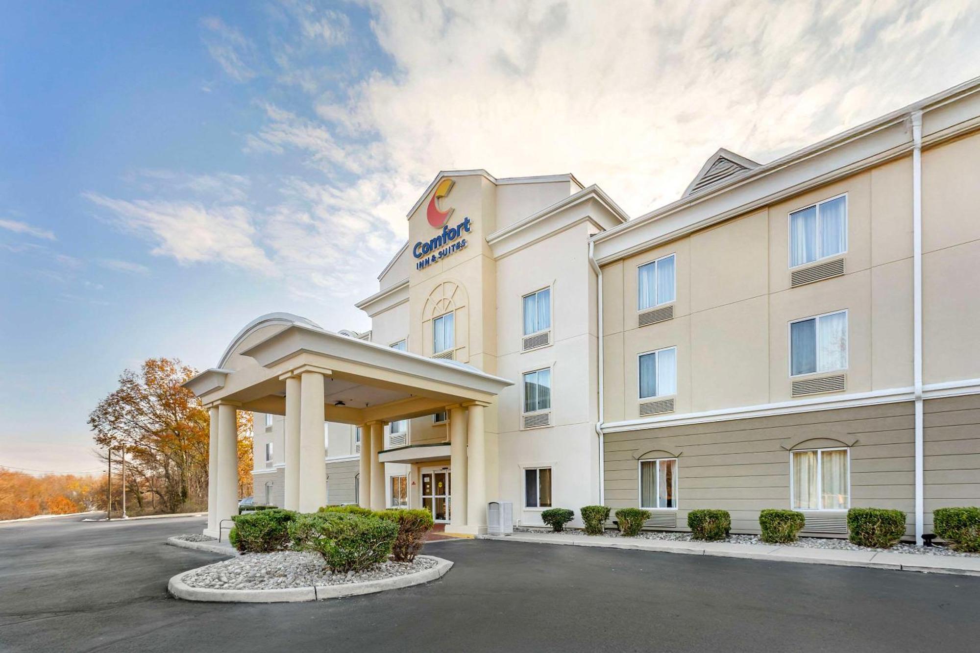 Comfort Inn & Suites Carneys Point Bagian luar foto